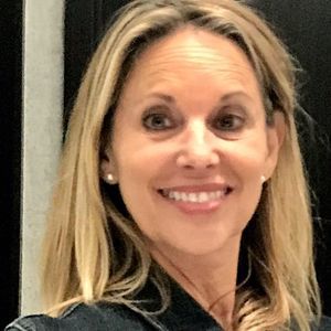 Meet your Posher, Tova